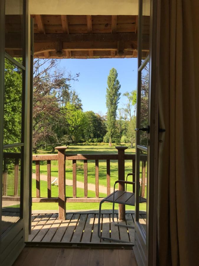 Domaine Du Plessis Bed and Breakfast Le Plessis-Luzarches Eksteriør billede