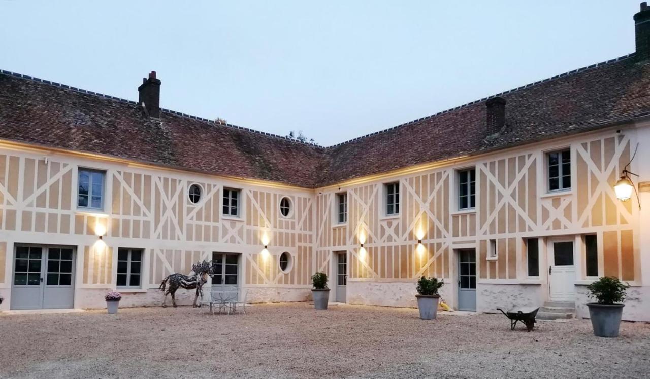 Domaine Du Plessis Bed and Breakfast Le Plessis-Luzarches Eksteriør billede